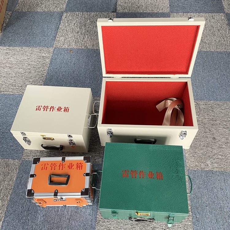 连云爆破工程作业箱如何选择？玻璃钢与传统材质的全面对比